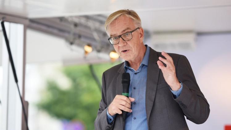 Dietmar Bartsch, Linken-Direktkandidat im Rostocker Wahlkreis für die Bundestagswahlen, wirbt für ein Mitte-Links-Bündnis nach dem Urnengang am 26. September. Dietmar Bartsch, Linken-Direktkandidat im Rostocker Wahlkreis für die Bundestagswahlen, wirbt für ein Mitte-Links-Bündnis nach dem Urnengang am 26. September.