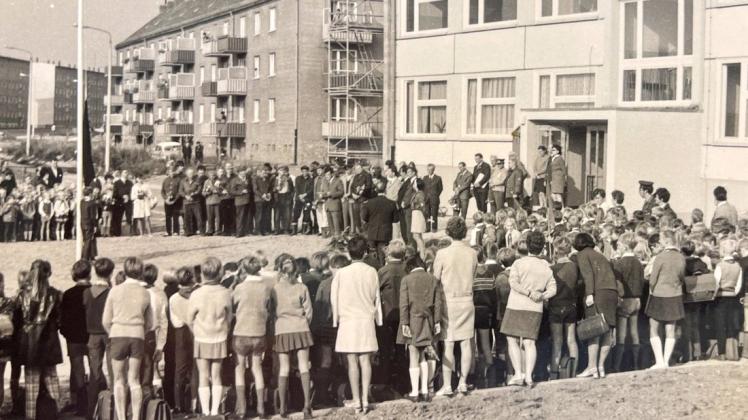 Am 1. September 1971 wurde die heutige Regionale Schule "Rudolf Tarnow" feierlich eingeweiht. Seinerzeit trug sie den Namen Polytechnische Oberschule III, gefolgt von der POS "Hermann Matern".