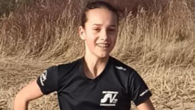 Hanna Elsner (AK 13) vom Doberaner SV gewann beim Ostseepokal im Ballwurf und über die 800 Meter.