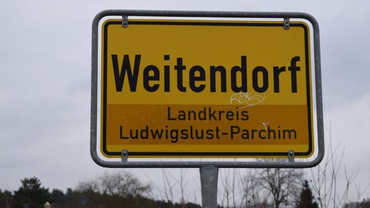 Weitendorf zwischen Brüel und Sternberg liegt an der Warnow. Zur gleichnamigen Gemeinde gehören auch Jülchendorf, Schönlage, Kaarz und Sülten.