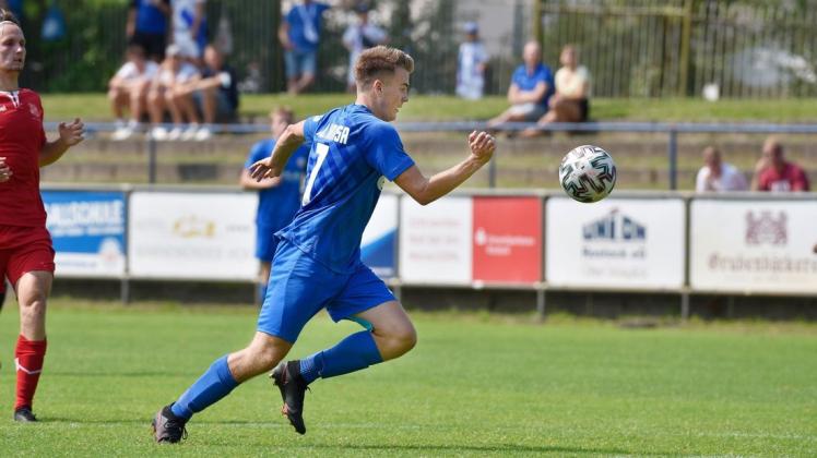 Joshua Krüger brachte die A-Junioren des FC Hansa beim 3:0-Testspielerfolg gegen Pogon Stettin bereits in der dritten Minute in Führung.