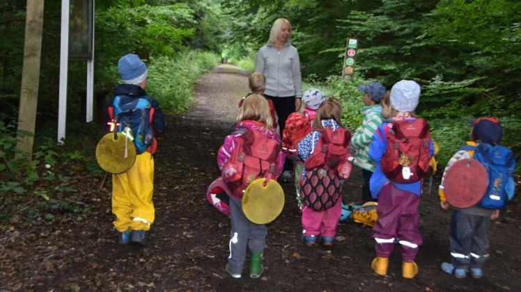 Waldkindergarten AWO-Waldmäuse Waldkindergarten AWO-Waldmäuse
