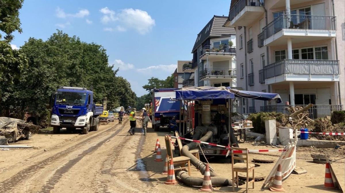 Schleswig-Holstein Helfer In Den Flutgebieten Im Einsatz | SHZ