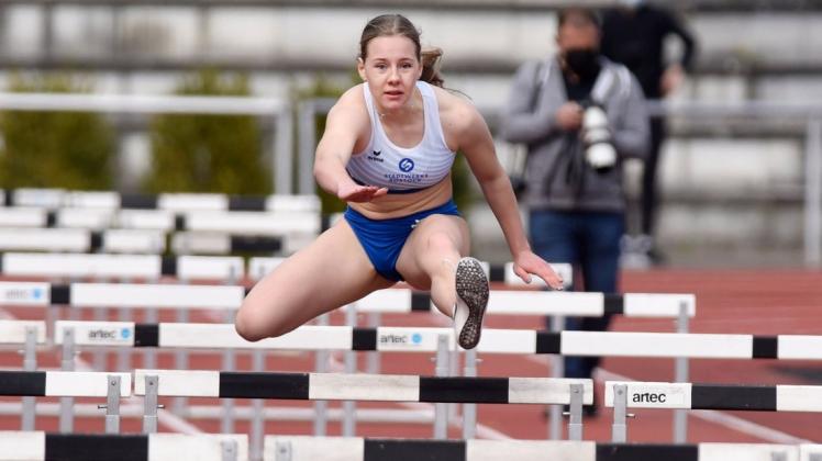 Lia Flotow will am Sonnabend bei den Deutschen Meisterschaften der U18 ins Finale über die 100 Meter Hürden einziehen.