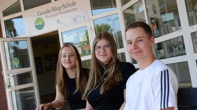 Der Wunsch nach Normalität ist bei (von links) Nele Böwer, Angelina Kalka und Paul Determann groß. Die Zehntklässler der Goode-Weg-Schule Neuenkirchen berichten über ihren Schulabschluss in Zeiten der Corona-Pandemie.