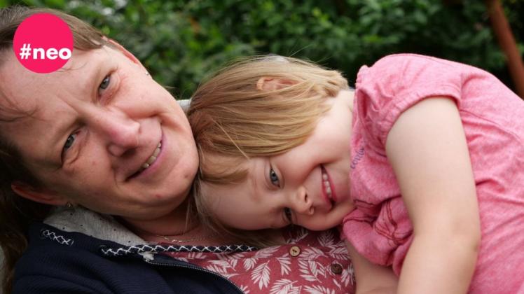 Für die Hasbergerin Tina Lembcke und ihre fast dreijährige Tochter bedeutet Stillen ganz viel Nähe und Geborgenheit.