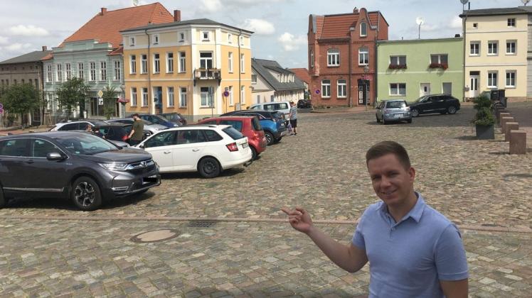 Sozialräume entwickeln und Prozesse begleiten: Nico Ernst erklärt, was das für das Projekt in Laage bedeutet. Sozialräume entwickeln und Prozesse begleiten: Nico Ernst erklärt, was das für das Projekt in Laage bedeutet.