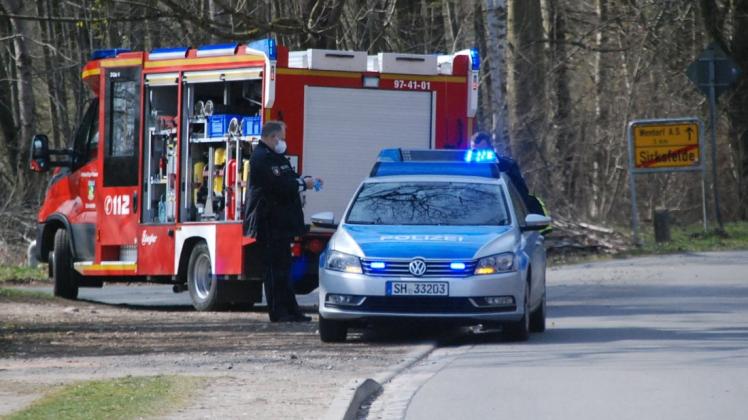 In Sirksfelde (Herzogtum Lauenburg) ist am Freitag ein Motorradfahrer verunglückt.