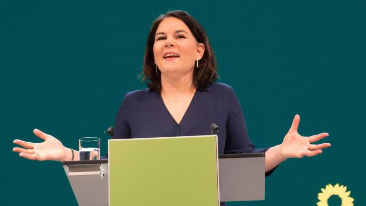 Mit Annalena Baerbock als Kanzlerkandidatin sind die Grünen in einer neuen Forsa-Umfrage die stärkste Kraft.