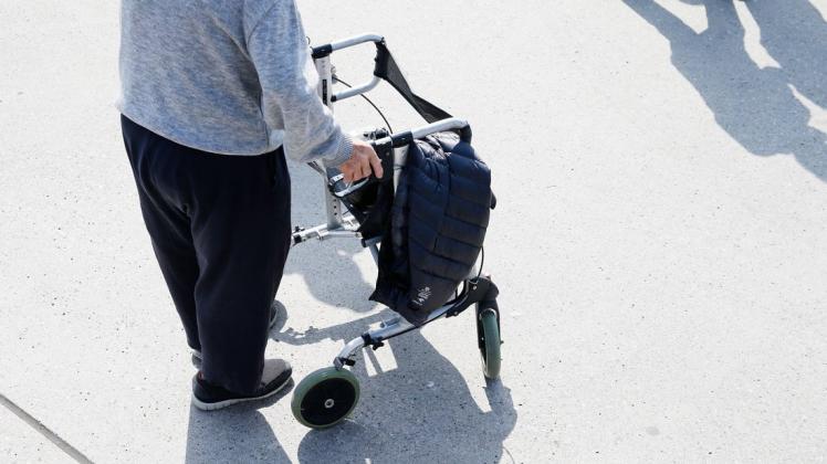 In Essen ist eine 88-Jährige überfallen und schwer verletzt worden.