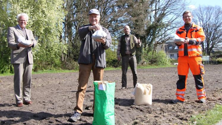 Moorrege Bürger sollen Blühflächen im Garten anlegen
