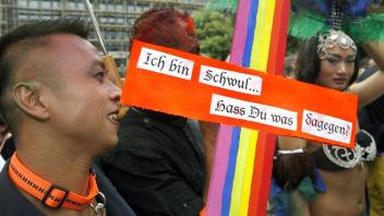 Unter dem Motto "Hass du was dagegen?" wurde schon der Christopher Street Day (CSD) 2008 in Berlin veranstaltet.