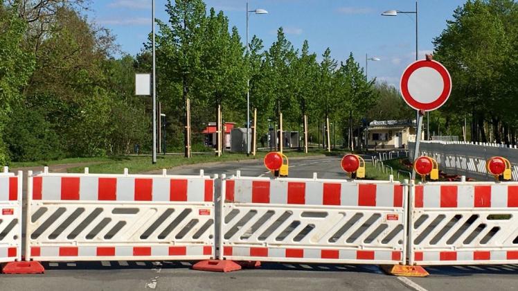 Durchfahrt verboten: Die Hamburger Allee ist ab der Keplerpassage für Sanierungsarbeiten gesperrt.