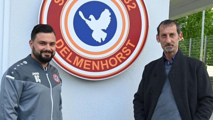 Der Sportliche Leiter Baris Caki (links) stellte am Freitag Hakan Cengiz als neuen Trainer des SV Baris Delmenhorst.