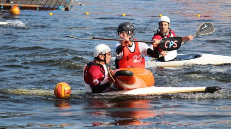 Mit einem Schnupperangebot für Jugendliche in der Sportart Kanupolo am Eröffnungstag, diesen Sonnabend von 14 bis 17 Uhr,  startet der WSW die neue Saison im Flussbad.