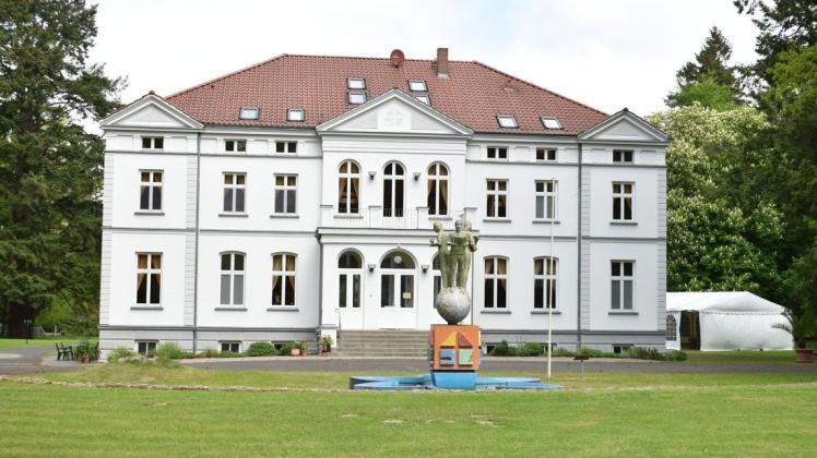 Bei der Projektauswahl 2020 wurde auch die Kinder- und Jugendbegegnungsstätte Neu Sammit berücksichtigt und erhält Leader-Fördermittel in Höhe von 200000 Euro für den Ausbau des Hauses Schlossblick.