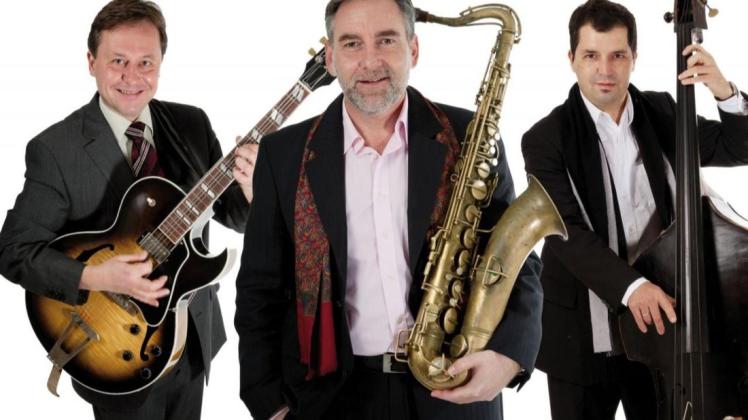 Das Andreas-Pasternack-Trio mit Christian Ahnsehl, Andreas Pasternack und Enrique Marcano-Gonzales (v.l.) ist am 19. Juni in Nordwestmecklenburg zu Gast.