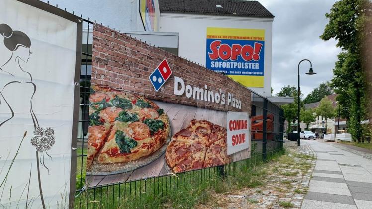 Der weltgrößte Pizza-Lieferdienst Domino&apos;s eröffnet am 2. Juli eine erste Filiale im ehemaligen Thäte-Haus an der Bremer Straße in Delmenhorst.