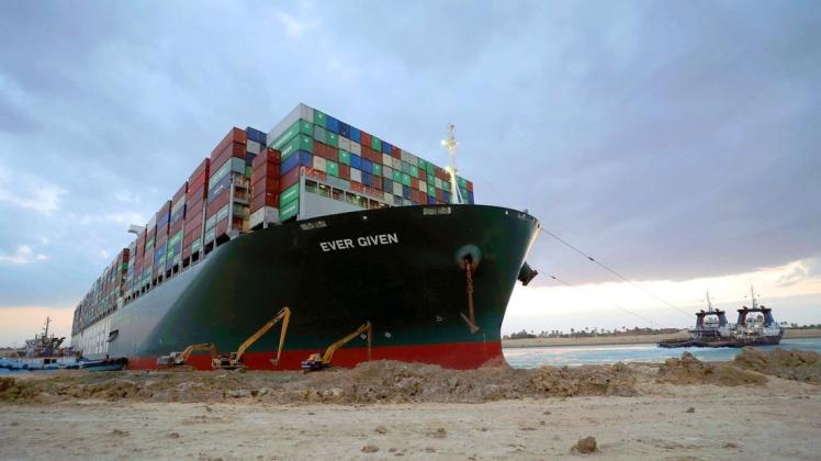 Das Containerschiff "Ever Given" hat im Suezkanal tagelang die wichtige Schifffahrtsstraße zwischen Asien und Europa blockiert.