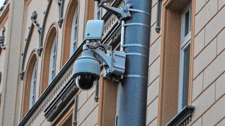 Der Marienplatz wird mit mehreren Videokameras von der Polizei überwacht.