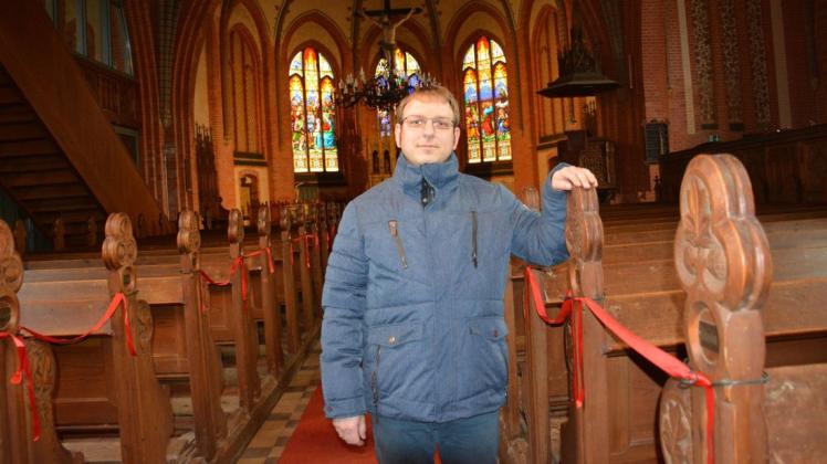 Pastor Christian Lange ist seit zehn Jahren in Vellahn tätig. Er fühlt sich wohl in seiner Kirchengemeinde.