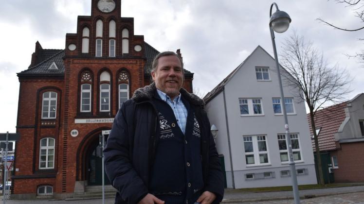 Der promovierte Ralf Tschullik aus Rostock leitet seit Kurzem das Institut für Windtechnik, Energiespeicherung und Netzintegration (IWEN) in Warnemünde. Gerade im Aufbau von Strukturen sieht der 45-Jährige seine Stärke.