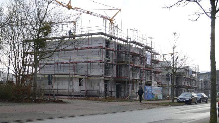 Neue Wohnungen in Krebsförden: Die Bauarbeiten werden coronabedingt durch längere Lieferzeiten etwas ausgebremst.