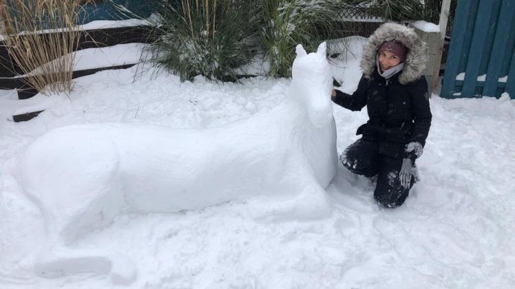 Für das selbstgebaute Schneepferd bekam Ann-Sophie Kampen viel Lob.