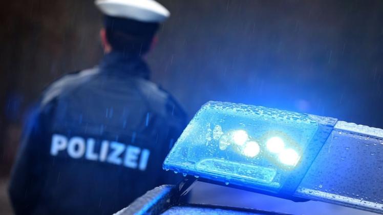 Die Polizei suchte nach dem gestohlenen Fahrzeug Die Polizei suchte nach dem gestohlenen Fahrzeug