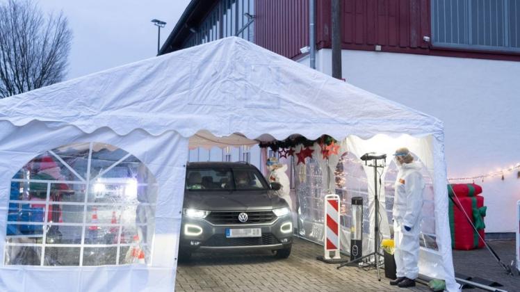 Im privaten Corona-Testzentrum an der Halle Gartlage Osnabrück sind seit Montag kostenlose Tests möglich.