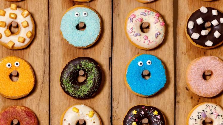 Süß und auffällig - auch für Donuts werben Influencer auf Instagram & Co gern.