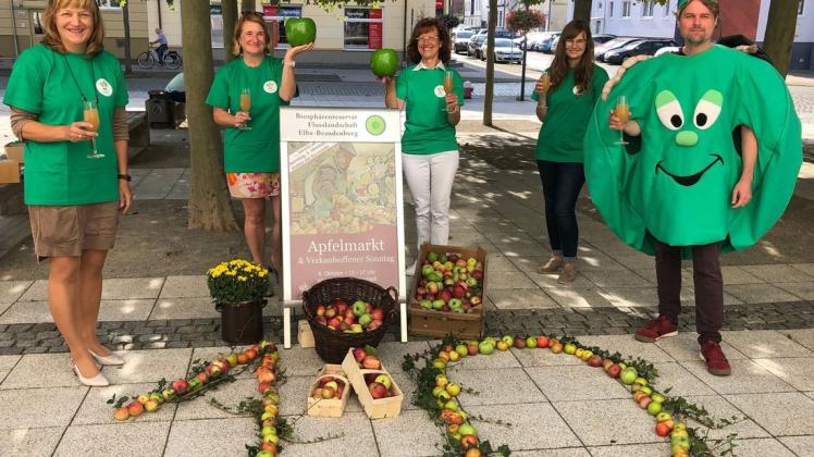 Wie der Apfelmarkt im vergangenem Jahr darf nun auch der WIR ein Jubiläum feiern. Wie der Apfelmarkt im vergangenem Jahr darf nun auch der WIR ein Jubiläum feiern.