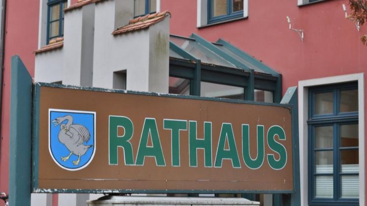 Die Stadtvertreter von Schwaan treffen sich zu ihrer Sitzung.