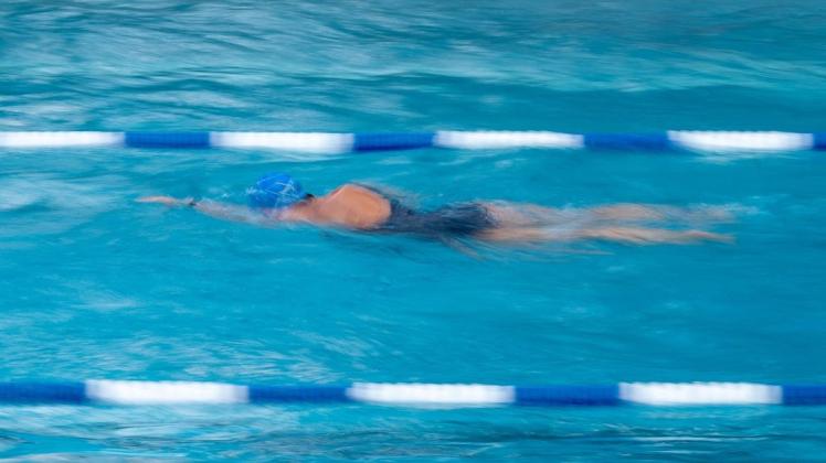 Internationale Schwimmwettkämpfe sollen in einer künftigen Halle im IGA-Park ausgetragen werden können. Dafür will der Leiter des Sportamts Lars Brandes Fördergelder einwerben.