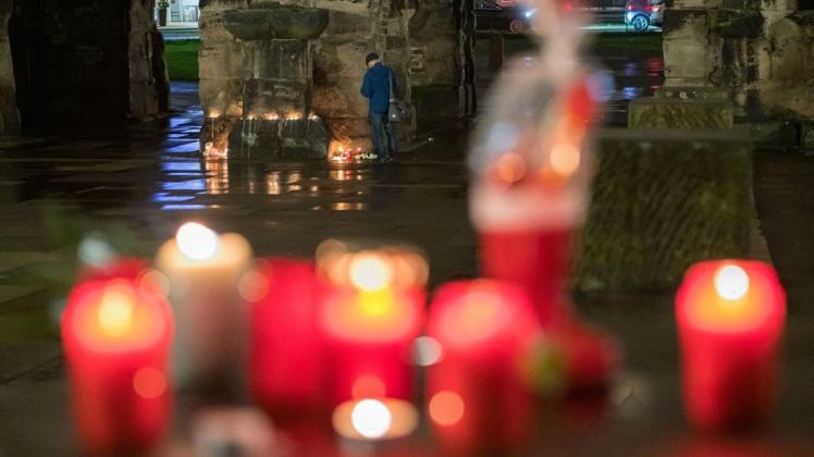 Das Entsetzen und die Trauer nach der Amokfahrt in Trier ist groß. Das Entsetzen und die Trauer nach der Amokfahrt in Trier ist groß.