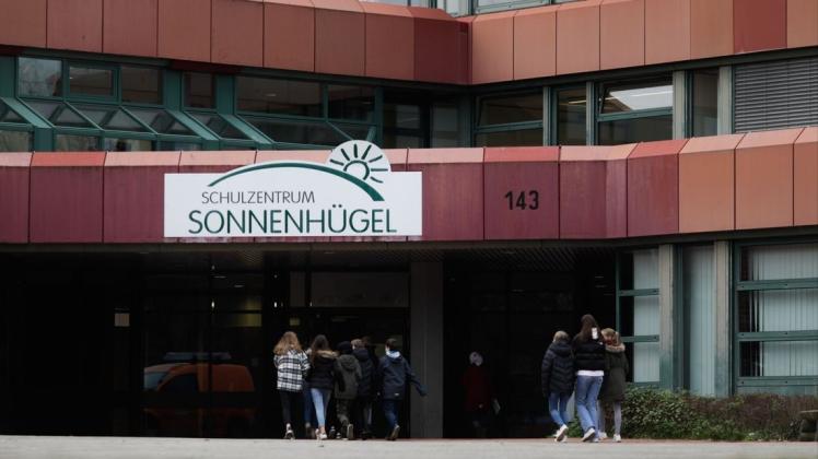 Das Schulzentrum am Sonnenhügel in Osnabrück mit dem Ernst-Moritz-Arndt-Gymnasium, der Wittekind-Realschule und der Felix-Nussbaum-Schule.