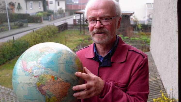 Die Welt vor der Haustür ist Bernd Wegener nicht genug. Der 68-Jährige setzt sich seit Jahren schon für den Überlebenskampf indigener Naturvölker ein. Er schreibt darüber auch Bücher.