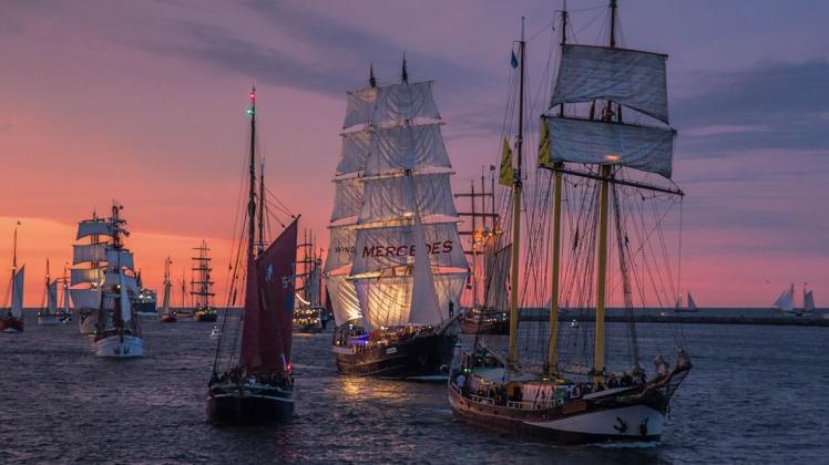 Das Foto "Hanse Sail - Heimat - Erinnerungen" überzeugte die Jury und belegt den ersten Platz des Wettbewerbes. Das Foto "Hanse Sail - Heimat - Erinnerungen" überzeugte die Jury und belegt den ersten Platz des Wettbewerbes.
