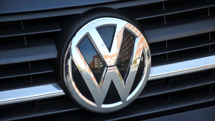 Volkswagen ruft Autos zurück. (Symbolbild)