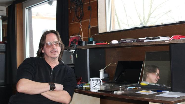 "Bin in beruflicher Hinsicht voll betroffen von der Corona-Krise", sagt der Harener Musiker Martin Krüssel.