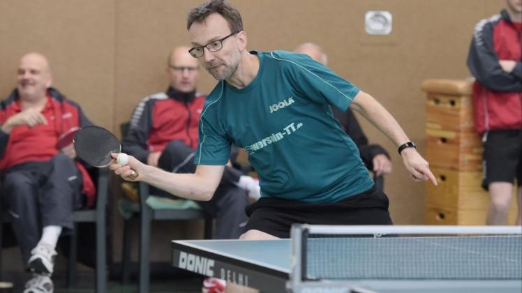 Der TV Hude III um Andreas Lehmkuhl hat als bisher letzte Mannschaft aus dem Landkreis Oldenburg ein Tischtennis-Punktspiel gewonnen.