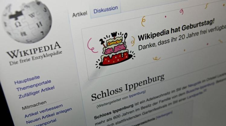 Was weiß Wikipedia über Schloss Ippenburg?