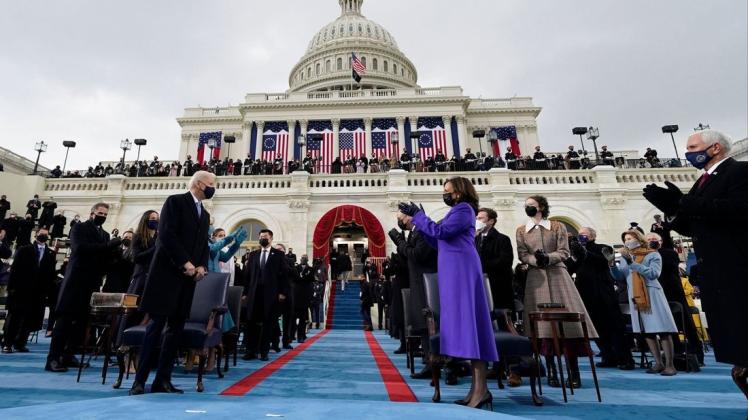 Die Amtseinführung von Joe Biden und Kamala Harris fand unter besonderen Umständen statt. Die Amtseinführung von Joe Biden und Kamala Harris fand unter besonderen Umständen statt.