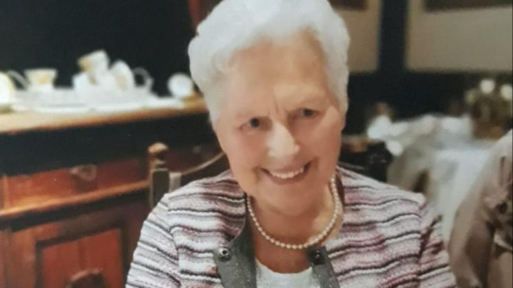 Elisabeth Schwöppe, genannt Rosi, feiert ihren 90. Geburtstag.