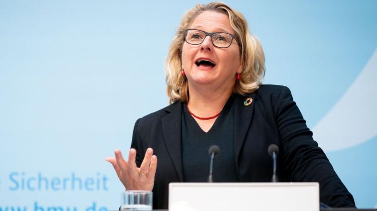 Bundesumweltministerin Svenja Schulze will, dass die Landwirtschaft umweltfreundlicher wird. Dazu setzt sie auf EU-Agrargelder, die jedes Jahr aus Brüssel nach Deutschland fließen.