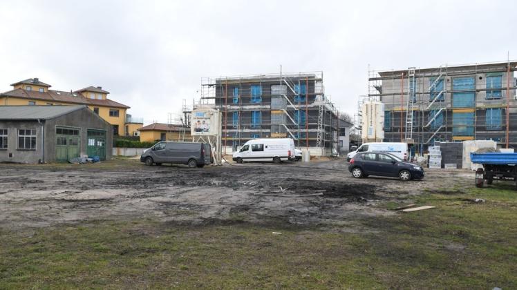 Die Baustelle Im Hagen nimmt langsam Form an. Wenn es nach dem Bauherren geht, sollen in Zukunft noch zwei weitere Gebäude entstehen.
