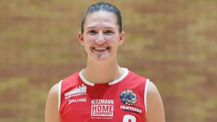 Fällt mit einer gebrochenen Hand rund drei Monate aus: Basketballerin Julia Dzeko.