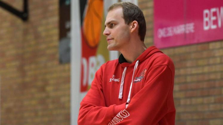 Academy-Trainer Mika Scheidemann. Academy-Trainer Mika Scheidemann.