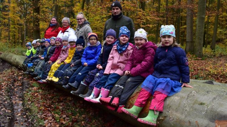 Die Kinder der Tagesstätte Zwergenland verbrachten den Freitagvormittag im Wald.