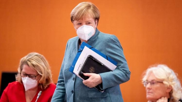 Bundeskanzlerin Angela Merkel (CDU) will zuerst die Corona-Kämpfer an vorderster Front schützen.